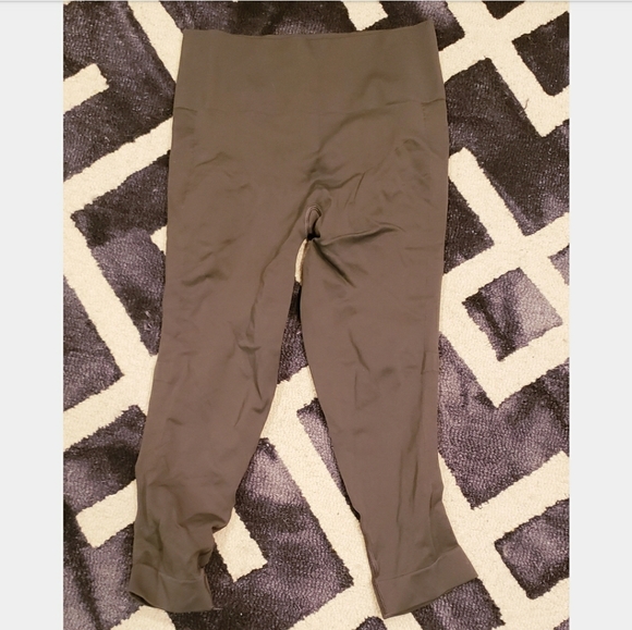 lululemon athletica Pants - 🍋Lululemon Brand New W/Out Tags Olive Seamless 10